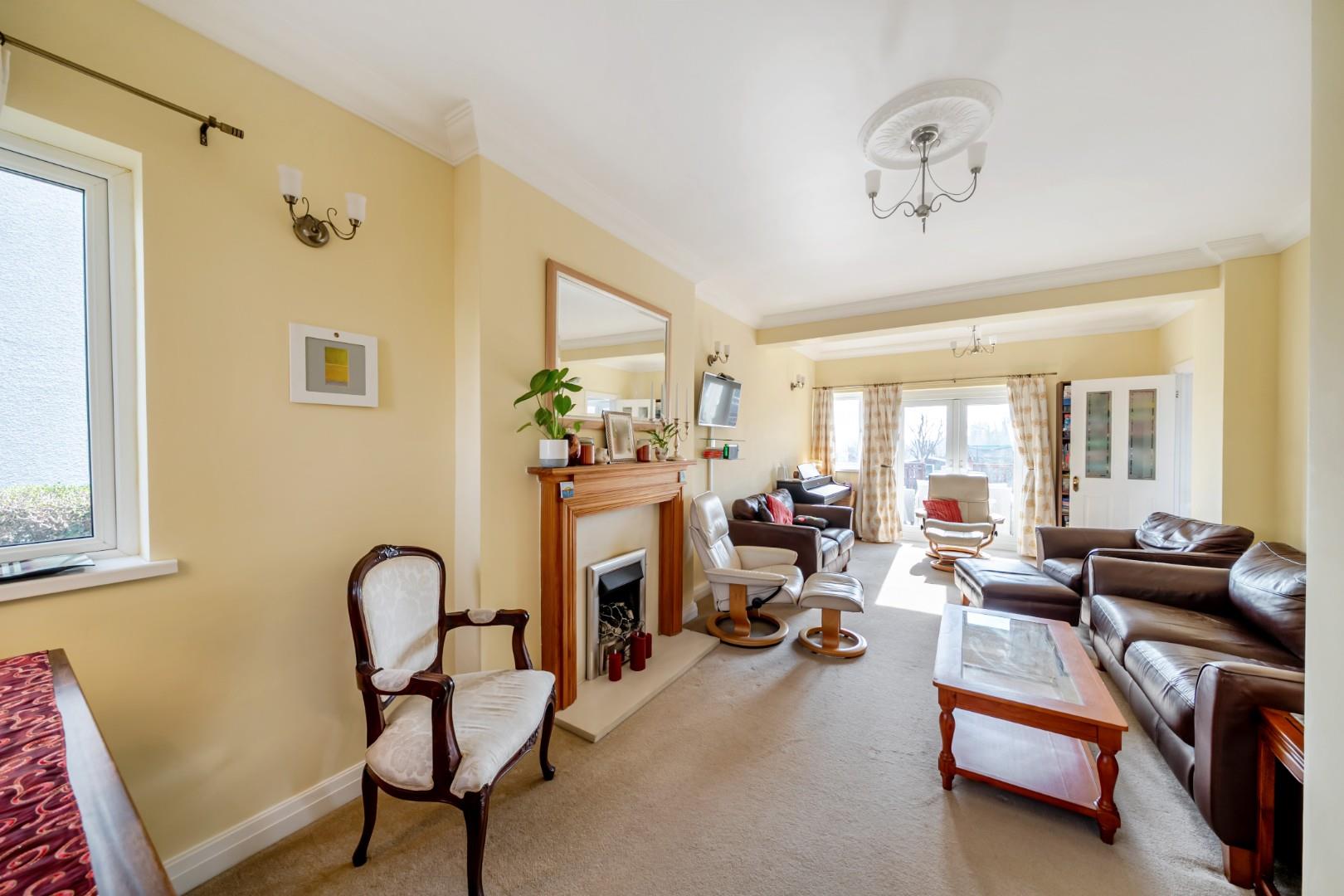 Bellevue Road, West Cross, Swansea, SA3 5QB